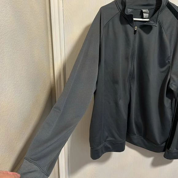 Champion Men’s Zip-Up Gray With Black Stripe Sleeves Lightweight Jacket Size XXL - Picture 2 of 7